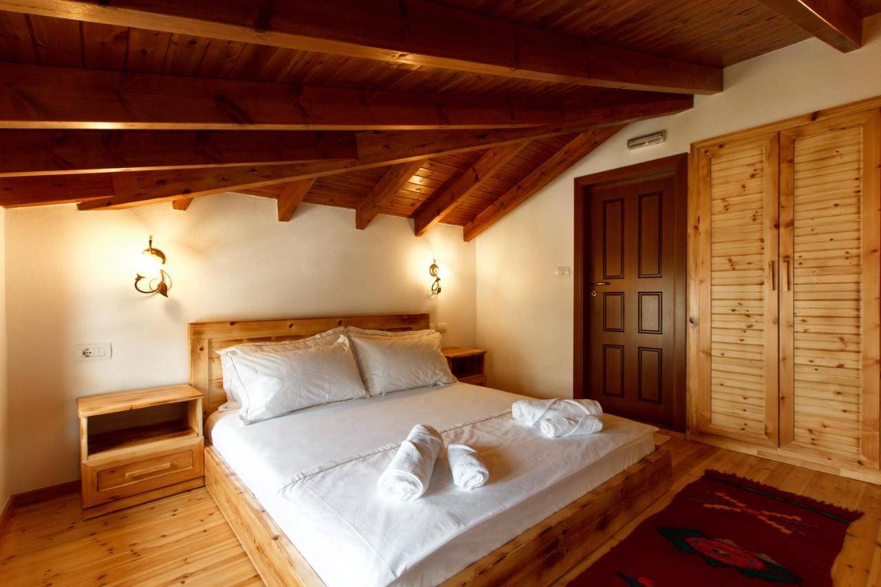 Hotel Sarajet 1821 Gjirokastër Esterno foto