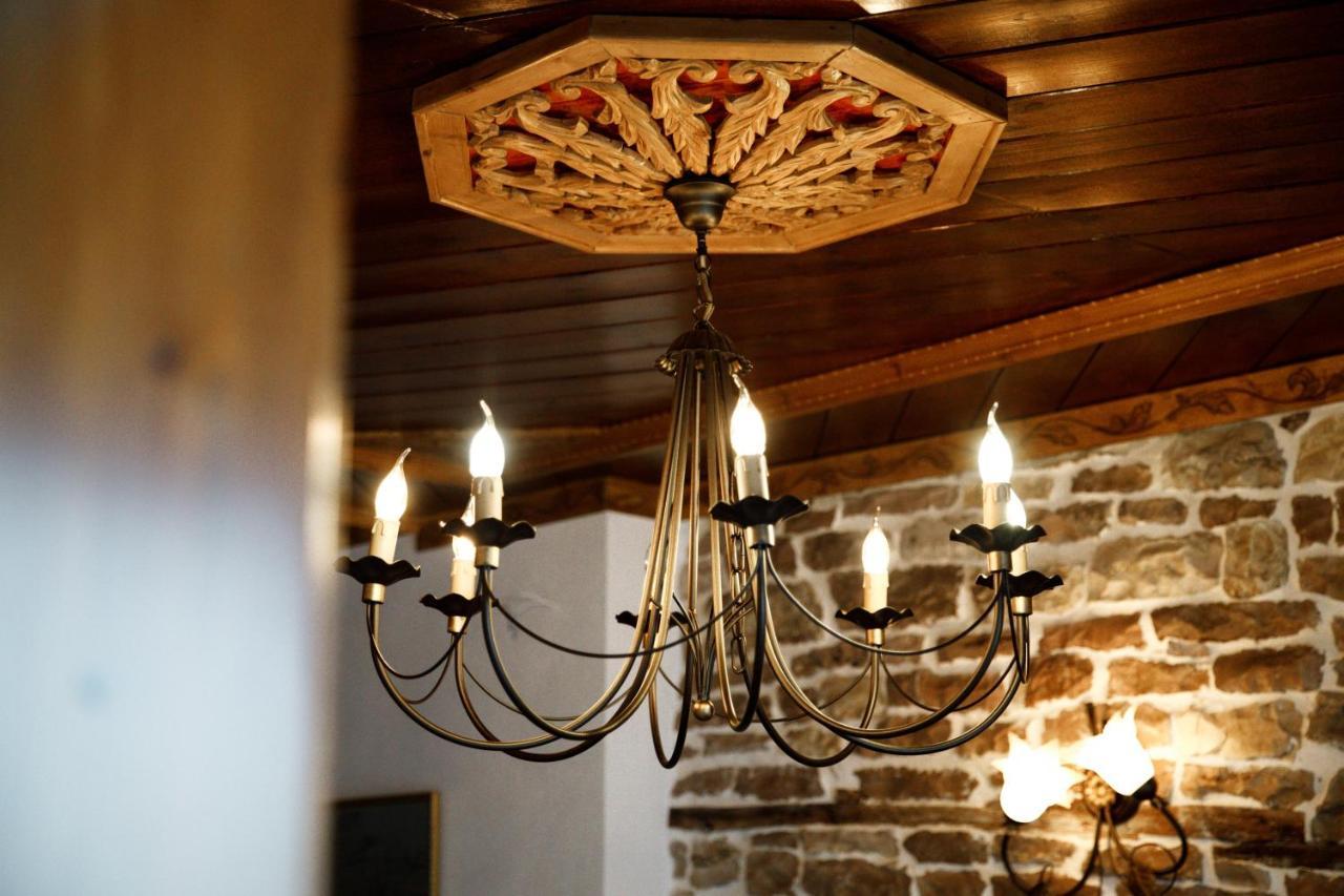 Hotel Sarajet 1821 Gjirokastër Esterno foto