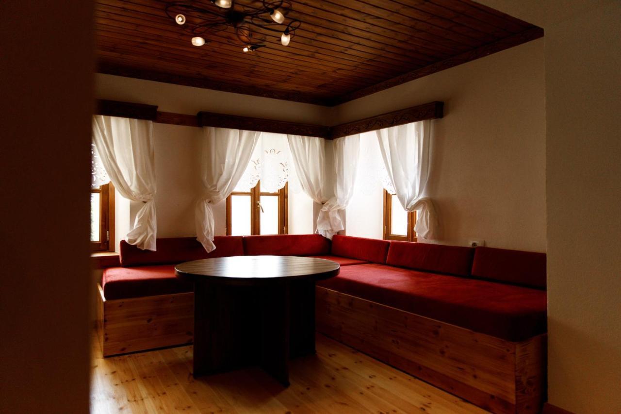 Hotel Sarajet 1821 Gjirokastër Esterno foto