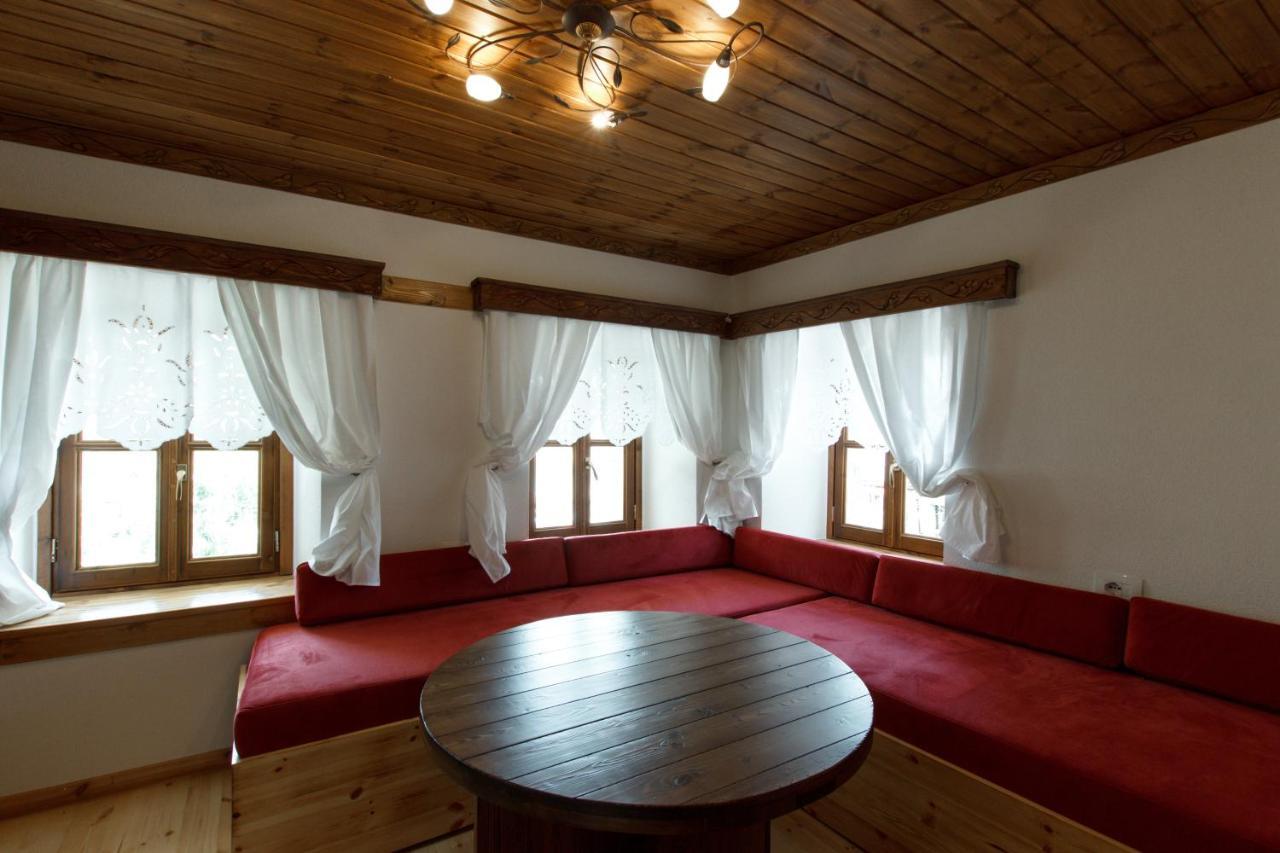 Hotel Sarajet 1821 Gjirokastër Esterno foto