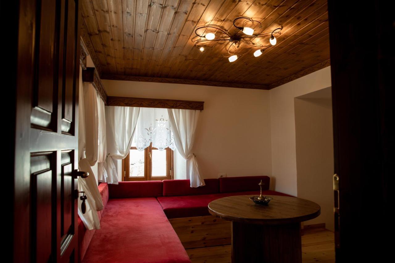 Hotel Sarajet 1821 Gjirokastër Esterno foto
