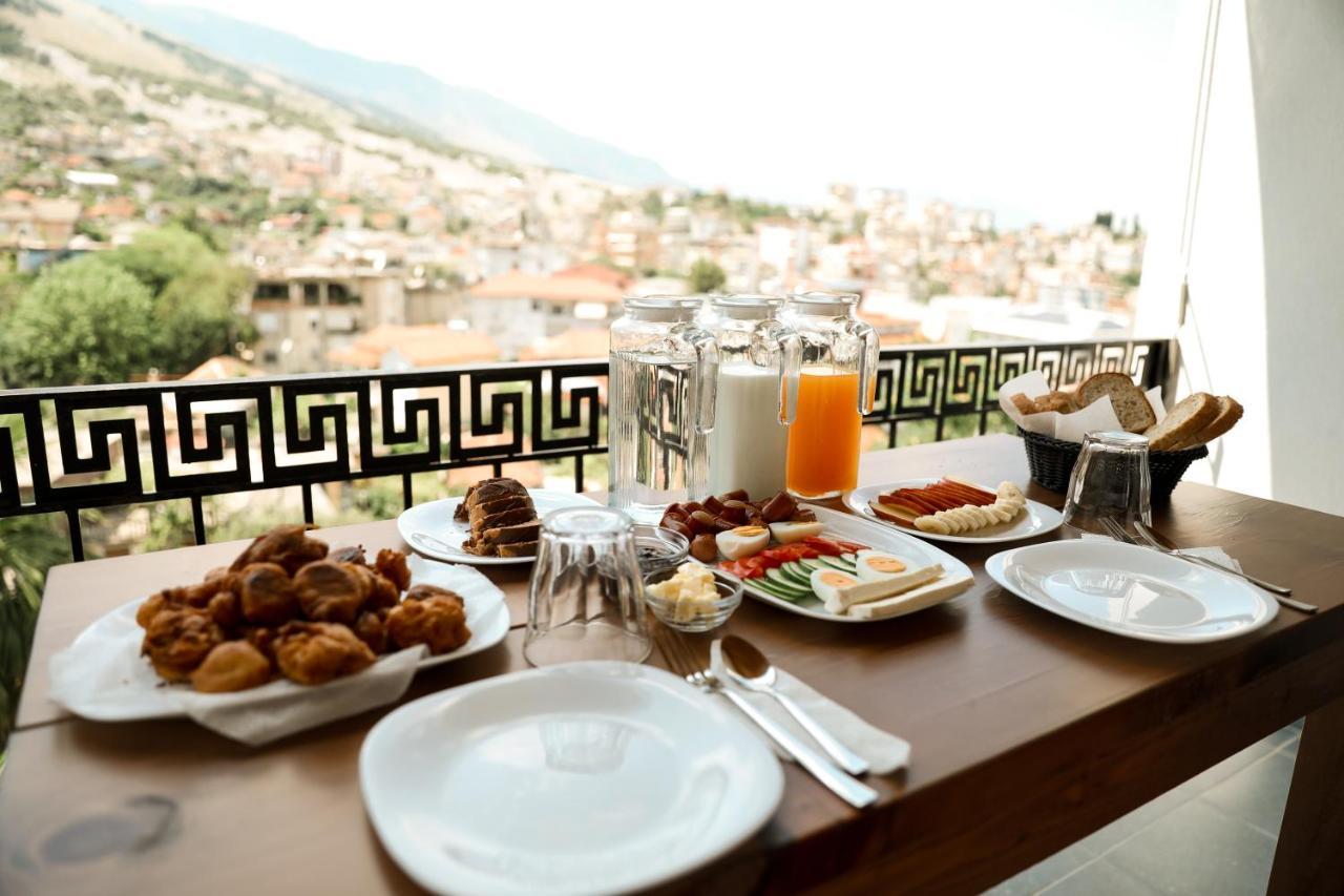 Hotel Sarajet 1821 Gjirokastër Esterno foto
