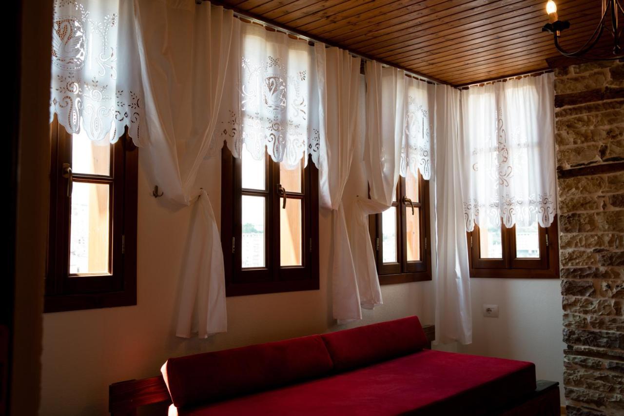 Hotel Sarajet 1821 Gjirokastër Esterno foto