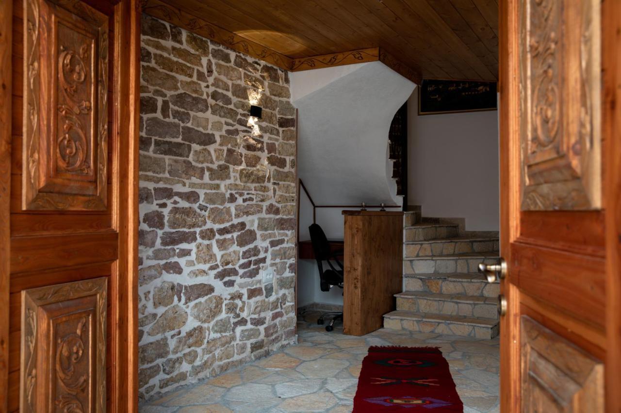 Hotel Sarajet 1821 Gjirokastër Esterno foto