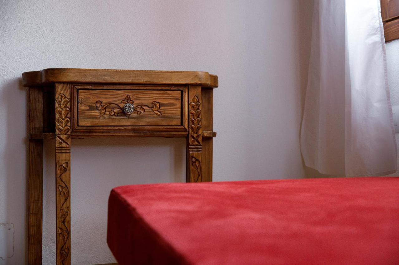 Hotel Sarajet 1821 Gjirokastër Esterno foto